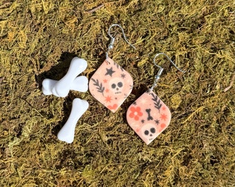 Peach Skulls