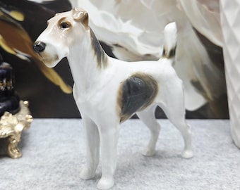 Piękna porcelanowa figurka „Rosenthal” „Wdzięczny Fox Terrier”