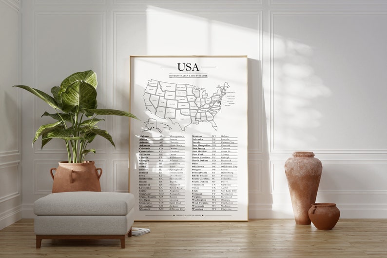 Diese minimalistische Karte der Vereinigten Staaten von Amerika zeigt dir alle 50 Bundesstaaten, inklusive Tabelle mit den Hauptstädten und Abkürzungen.