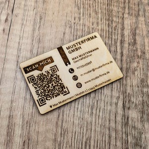 Holz Visitenkarte mit QR-Code graviert 8,8 x 5,5 cm (3mm)