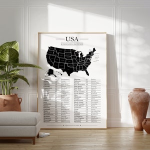 Diese minimalistische Karte der Vereinigten Staaten von Amerika zeigt dir alle 50 Bundesstaaten, inklusive Tabelle mit den Hauptstädten und Abkürzungen.