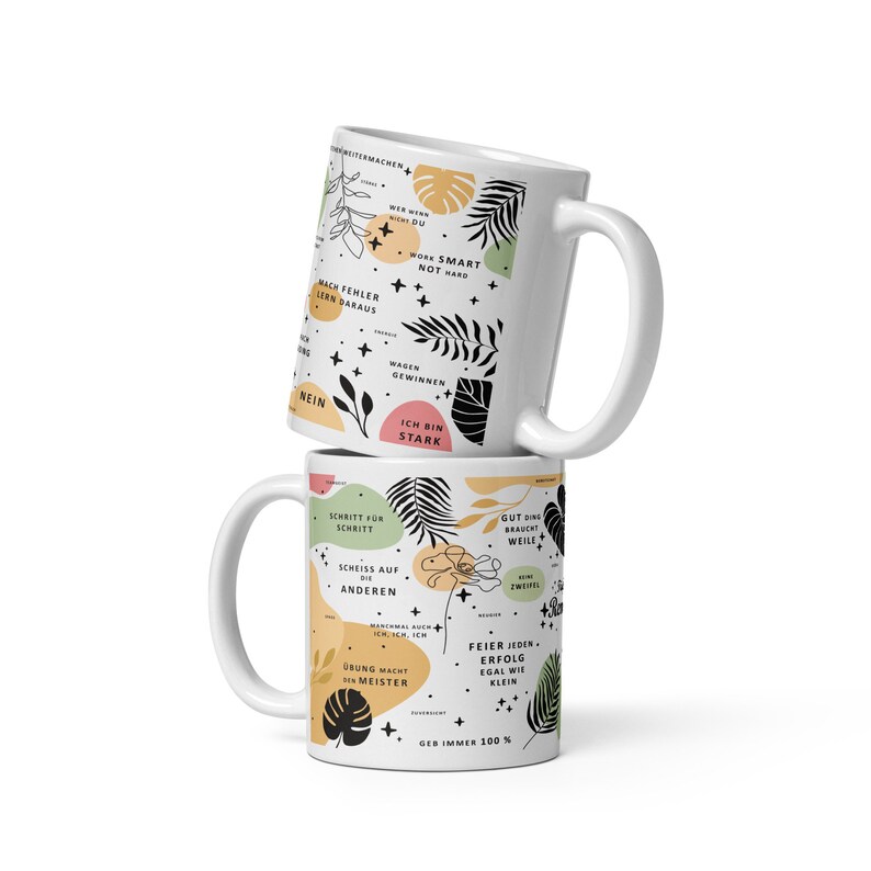 Die Tasse im floralen Design nutzt dir als täglicher Motivator. Auf der Kaffeetasse sind unterschiedliche Sprüche mit motivierenden und inspirierenden Sprüchen für deine tägliche Arbeit aufgedruckt.
