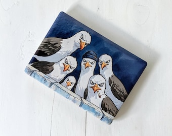 Ceramic Fridge Magnet Angry Seagulls | Funny Baltic Sea Magnet 7 x 5 cm | Cool Seagull Gang | Gift from the North | Maritime Kitchen Decor