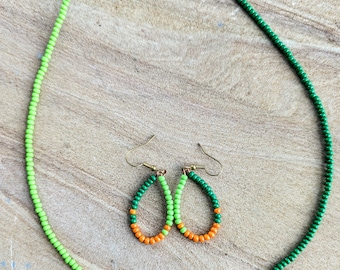 Green and Tangerine Beaded Necklace & Earrings,Tiny Beaded Necklace w/Earrings, Delicate Seed Bead Necklace, Layering Necklace, Boho Jewelry