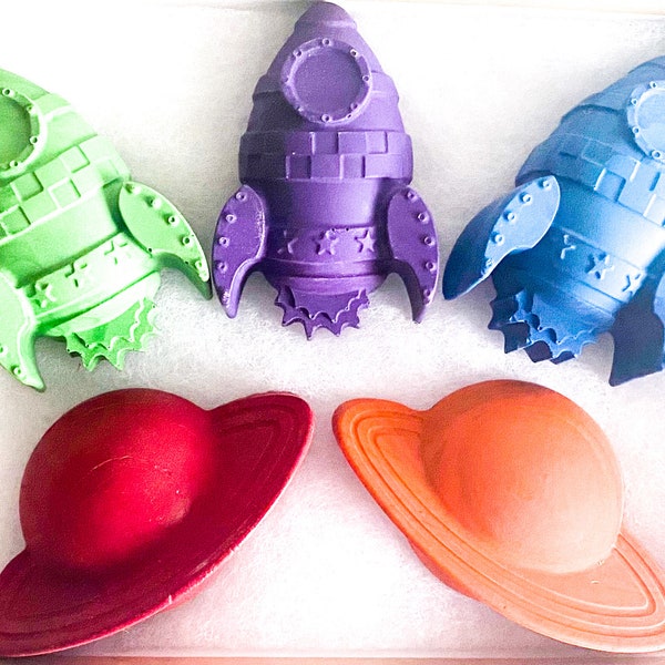 Space crayon set - rocket crayons - planet crayons - gift ideas - crayon gift