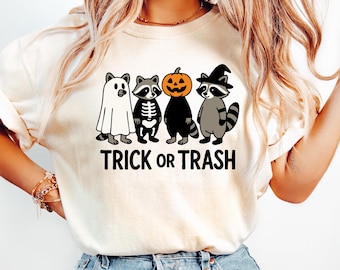 Retro Halloween Raccoon Shirt, Trick or Trash Shirt, Womens Halloween Gift, Fall Raccoon Shirt, Pumpkin T-Shirt, Spooky Season Raccoon Tee