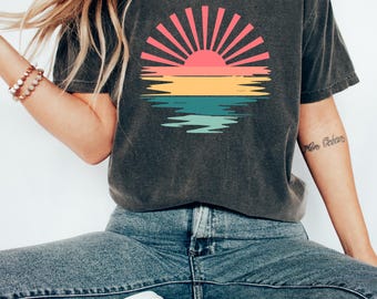 Camiseta vintage de atardecer, camiseta retro de amanecer, camiseta bohemia playera, camiseta de sol para mujer, camiseta de rayos de sol, camiseta de verano
