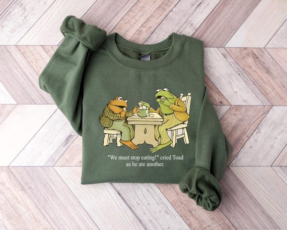 Frog And Toad Crewneck Sweatshirt, Frog And Toad Shirt, Vintage Classic Book Sweater, Retro Frogs Shirt, Cottagecore Sweater,Book Lover Gift