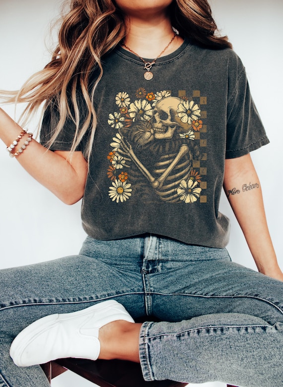 Skeleton Hugging Cat Floral Halloween Comfort Shirt, Cute Spooky Skeleton Cat Shirt, Cat Mom Gift, Halloween Gift, Halloween Floral Cat