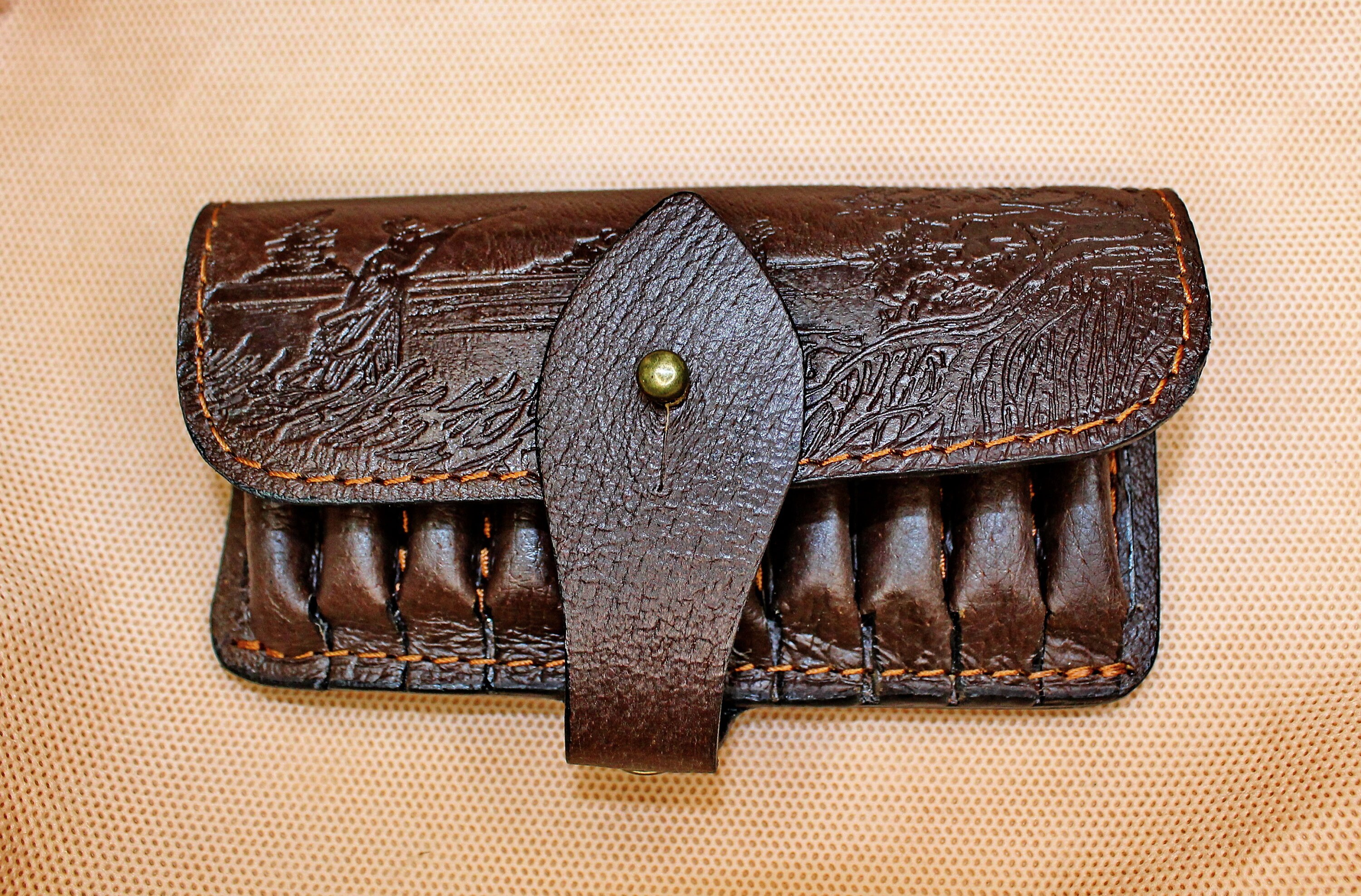Details about   Premium Leather Rifle Cartridge Holder Pouch Belt Ammo 8 Shells Made in Europe. 