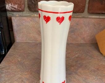 F.T.D.A. Ceramic Scribble Hearts Bud Vase 1989