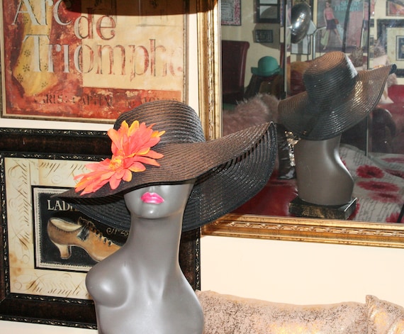Vintage Ladies Straw Hat - image 1