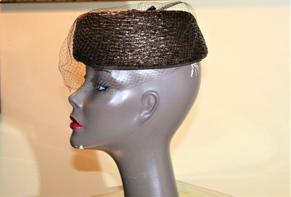 Vintage Brown Paper Straw Pill Box Hat by JL Huds… - image 2