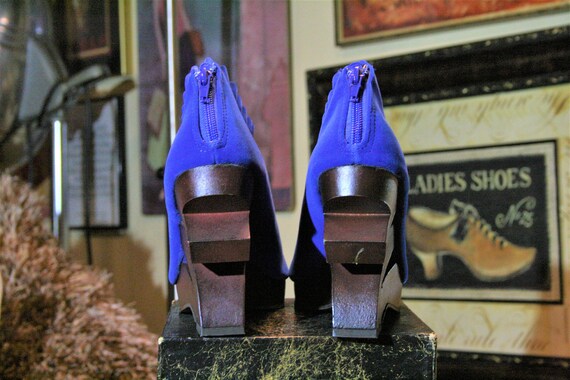 Vintage Ladies Shoes - image 3