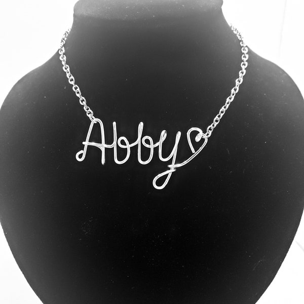 Wire Name Necklace/ Personalized Name Necklace / Customized Name Necklace / Nae Necklace / Wire Necklace