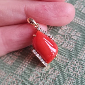 18 K Gold Natural Japanese Red Coral Pendant with Diamonds