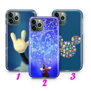 Custodia Cover per iPhone 11 12 13 14 15 16 Pro / Max / Mini / Plus di MiCKEY MoUSE 4 ispirata al cartone animato Disney Minnie Mouse Pluto Disneyland Castle