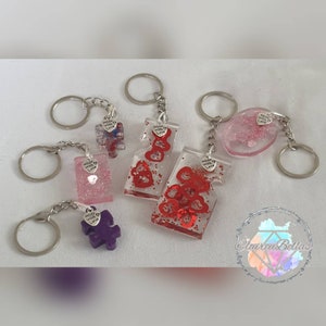 Resin Keyrings Jigsaw Hearts Love Pink Red Purple Made with Love Charm Autism Awareness Oval Glitter Mothers Day Birthday Gift for her