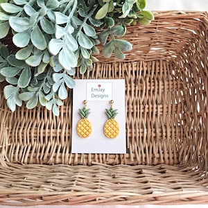 Pineapple Dangles I Polymer Clay Earrings I Fruit Earrings I Food Earrings I Summer I Fruit Themed Gift Ideas I Hypoallergenic