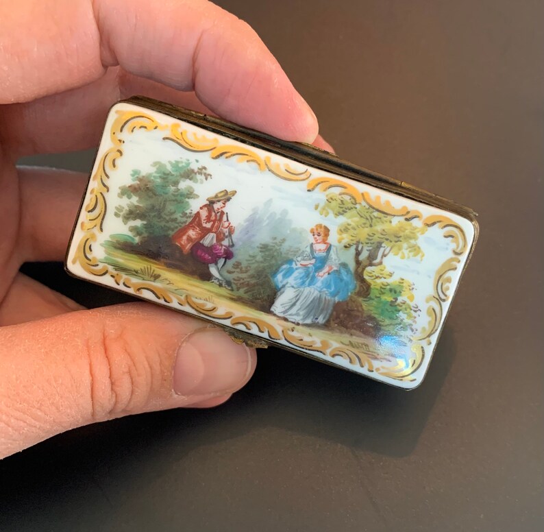 hand painted and collectible Antique french miniature trinketpill box