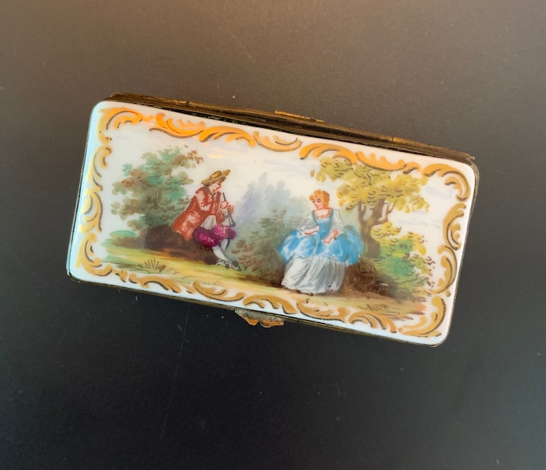 hand painted and collectible Antique french miniature trinketpill box