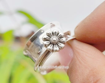 Sunflower Spinner Ring, 925 Sterling Silver Ring, Spinner Ring, Meditation Ring, Hammered Ring, Flower Ring, Statement Ring, Fidget Ring