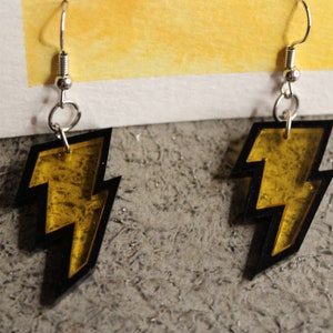 Fluorescent yellow lightning earring