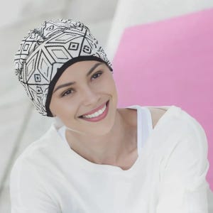 Gorro de quimioterapia de algodón suave: estampado Infinity Whimsy - Masumi Active Sport