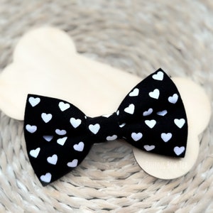 Black Polka Dot Hearts Dog Bow Tie, Valentines Dog or Cat Name Bowtie, Fancy Wedding Dog Tie, Black Heart Puppy Bow Tie, Gift for Dog Parent