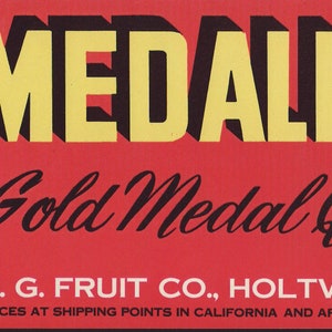 Vintage Fruit Crate Label - Medaglione, M. G. Fruit Co., Holtville, California.