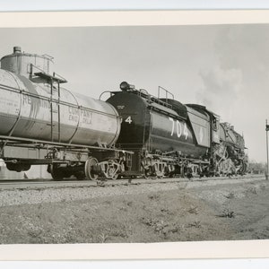 Carte postale photo rpPC Railroad. Chicago and Illinois Midland Railway 704. Springfield, Illinois. Robert J. Foster.