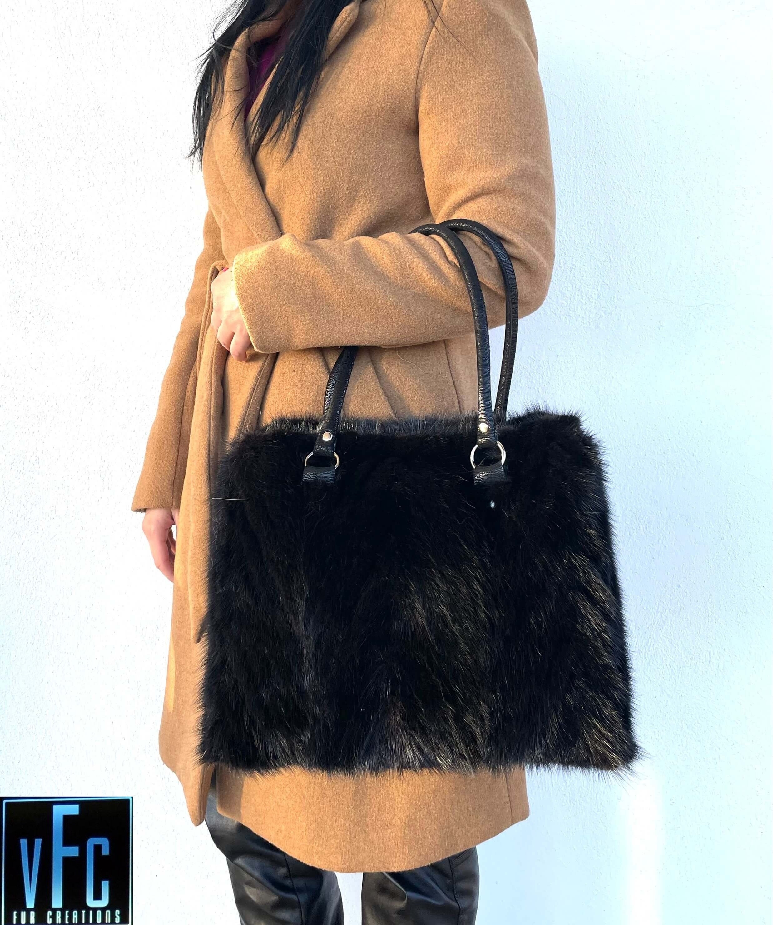 Black faux fur shoulder bag discount