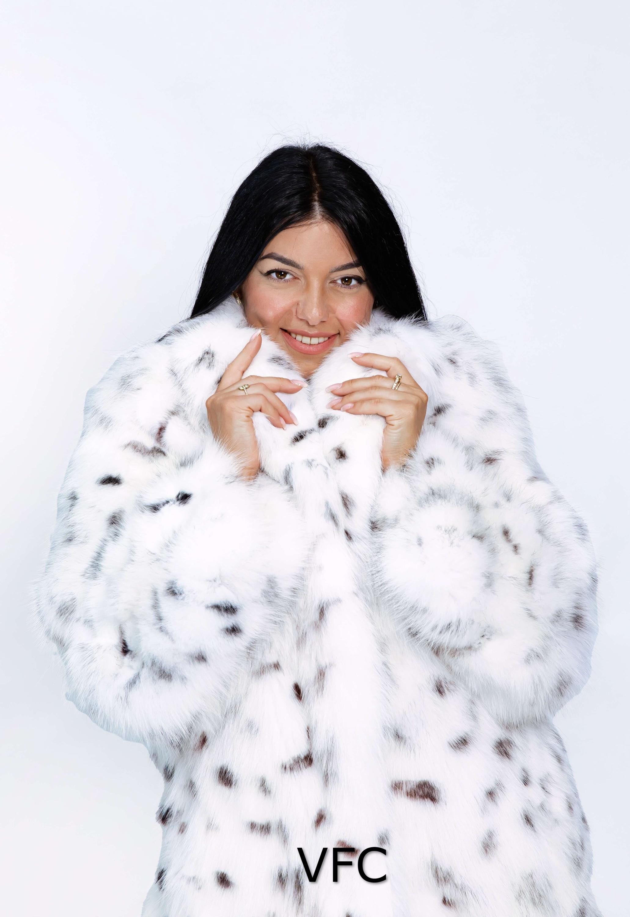 Treat Ürself fox fur coat | Treat ürself