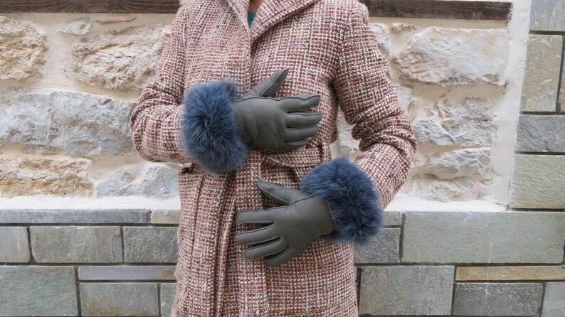 Sheepskin Gloves Real Fur Gloves Seal gray Mouton Fur Gloves With Fox Fur Cuffs Real Mouton Gloves