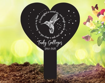 2D Flat, Personalized Memorial Garden Stake With Photo/Name/Date - Custom Cemetery Marker, Sympathy Grave Plaque, Durable Plastic Outdoor/ Use - Angel Wing & Cross Design Option For Tombstone, Pet Or