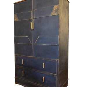 SOlD VENDIDO VENDIDO Art Deco armario de lino alto chico | Etsy