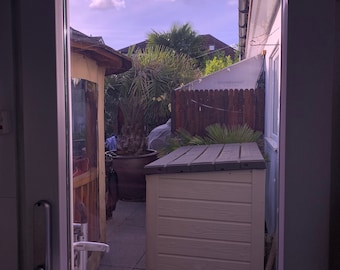 Pink / Transparent Coloured Window Film / Window film / Pink