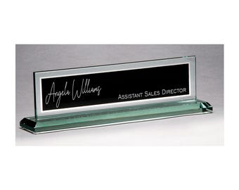 Placa de nombre personalizada para escritorio, vidrio grabado con texto de nombre personalizado, regalos de oficina para jefe o compañero de trabajo, regalo de graduación