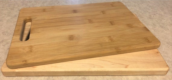  Mom's Kitchen, Engraved Bamboo Wood Cutting Board - Mothers Day  Gift, Gifts for Moms - JS47 : Home & Kitchen