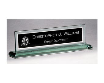 Placa de odontología personalizada para escritorio de vidrio grabada con símbolo dental y texto personalizado, regalos de oficina para dentistas.