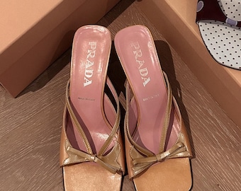 Prada S/S 2000 Archive Bow Beige Patent Mules EU36.5 UK3.5