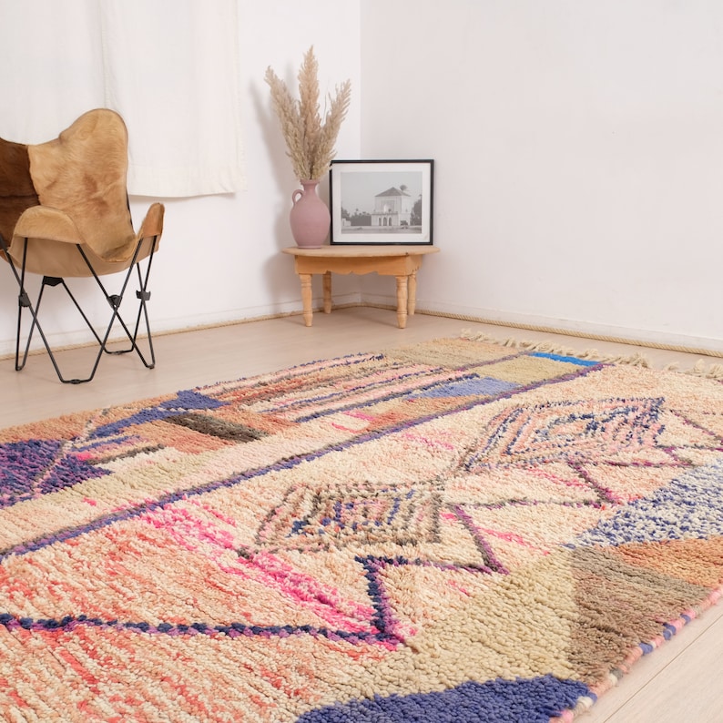 Vintage Boujaad Rug, Authentic Moroccan rug 5x9 ft image 5