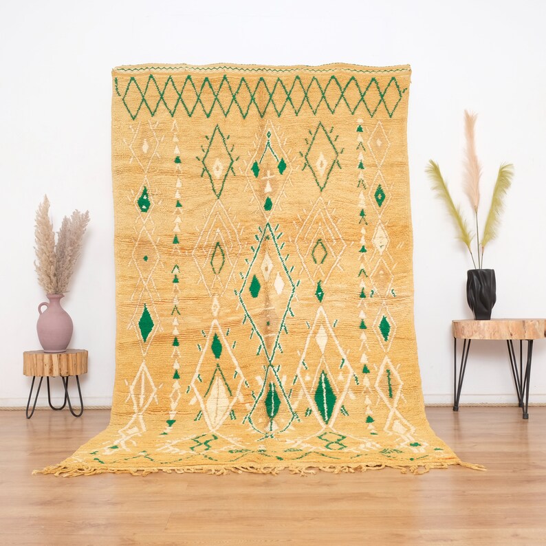 Vintage Moroccan rug, Authentic Boujaad Rug 5x8 ft image 1