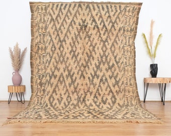 Vintage Boujaad rug, Authentic Moroccan Rug 6x9 ft