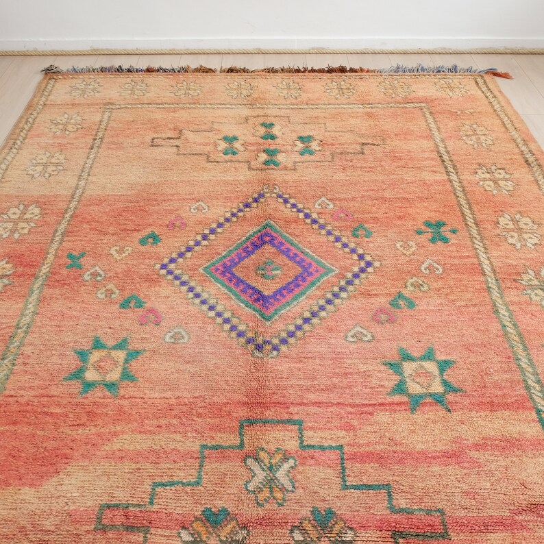 Vintage Moroccan rug, Authentic Boujaad Rug 6x10 ft image 6