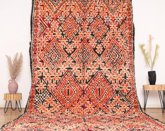 Vintage Moroccan rug , Authentic Boujaad Rug 6x10 ft