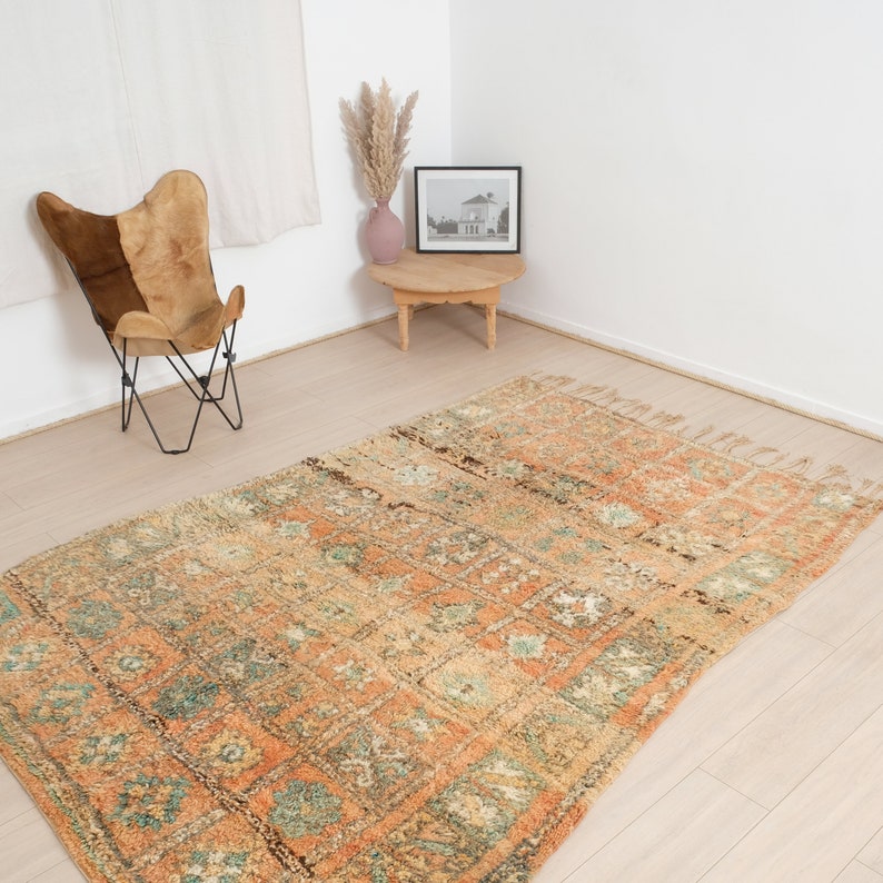 Vintage boujaad rug, Authentic Moroccan Rug 5x8 ft image 2