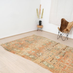 Vintage boujaad rug, Authentic Moroccan Rug 5x8 ft image 4