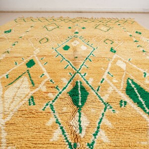 Vintage Moroccan rug, Authentic Boujaad Rug 5x8 ft image 7