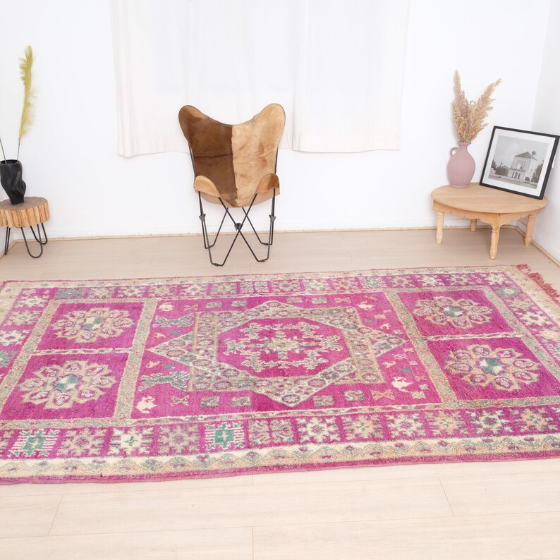 Vintage Moroccan rug, Authentic Boujaad Rug 6x10 ft image 3